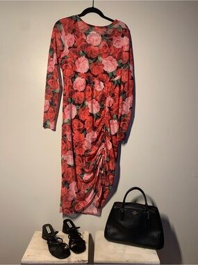 🎅🎄🧑‍🎄NWT Large floral dress